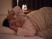 【疲れているのに眠れない】熟睡を遠ざけるNG行動とは？