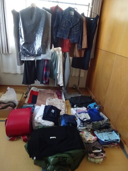 事例2：きれいにとっておいた思い出の服が捨てられない…