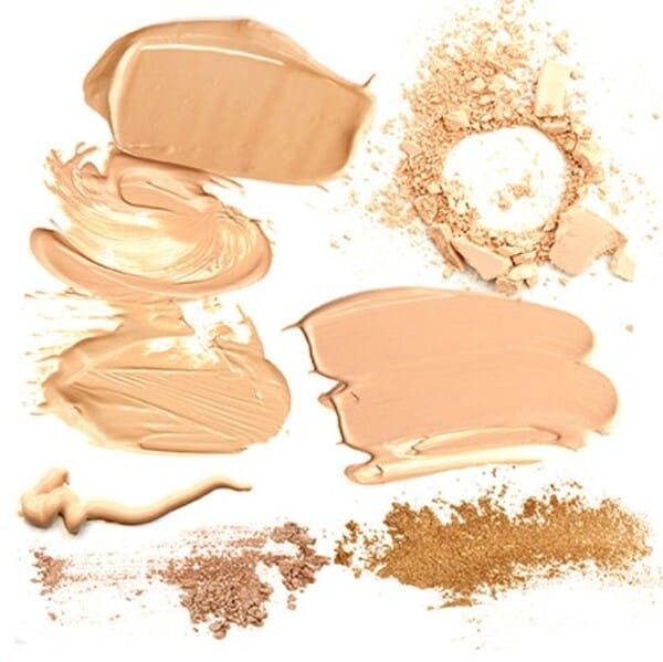 脱・老け見え!小じわ&毛穴を自然にカバーするファンデ選びのコツ