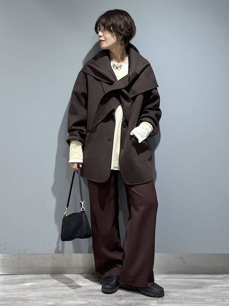 トレンドの「ジャケットコート」は使い勝手が抜群