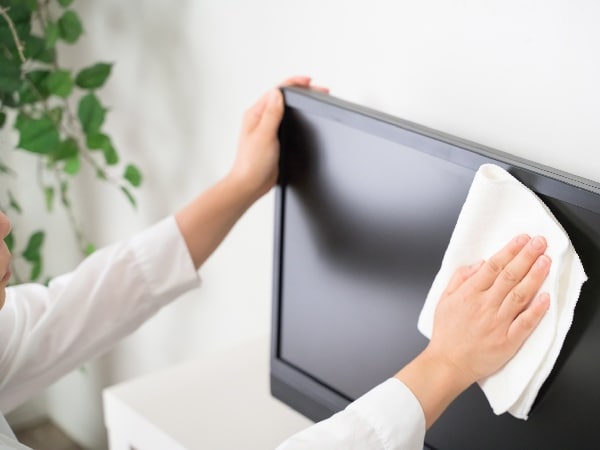 液晶テレビの掃除これが正解!NGお手入れと正しい方法