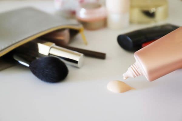 ファンデーションの毛穴落ち対策