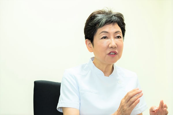 心療内科医・姫野友美さん