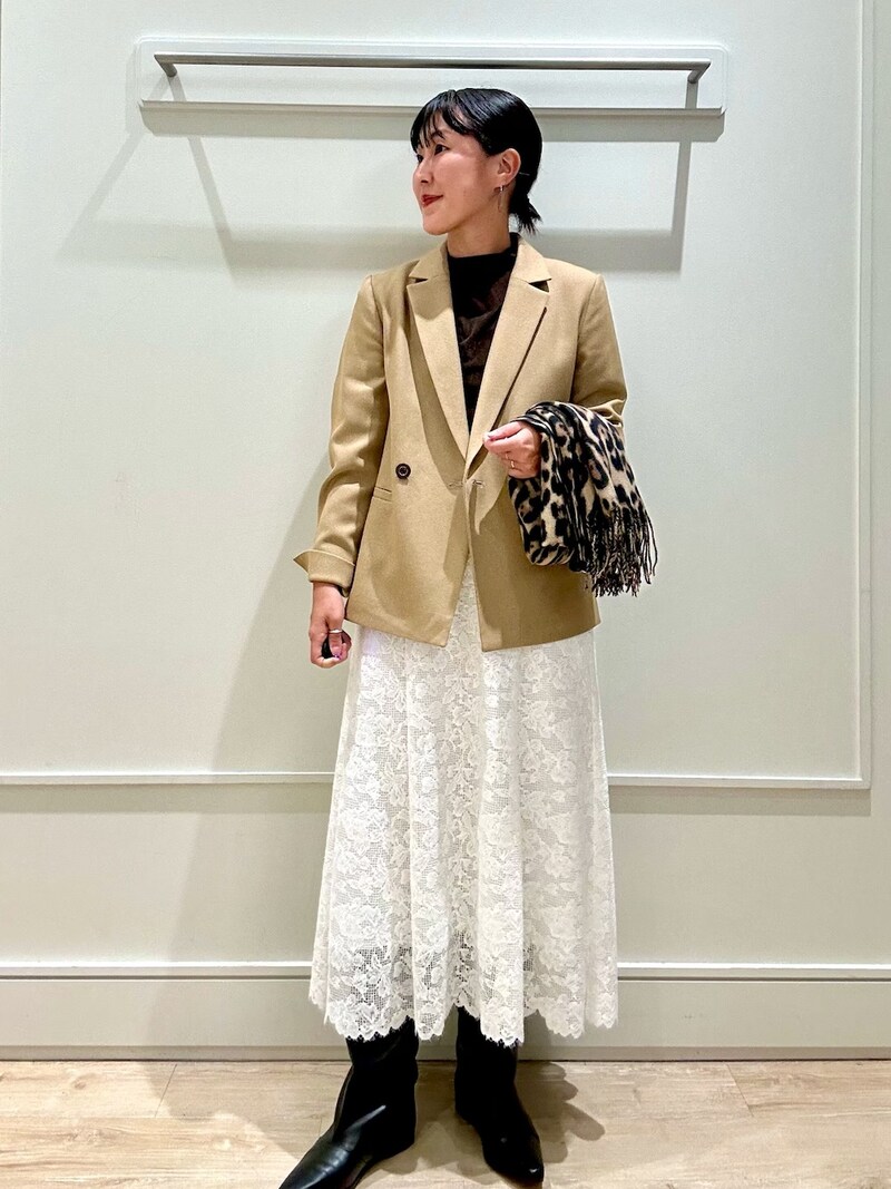 レース＆きれいめジャケットのミックスコーデ