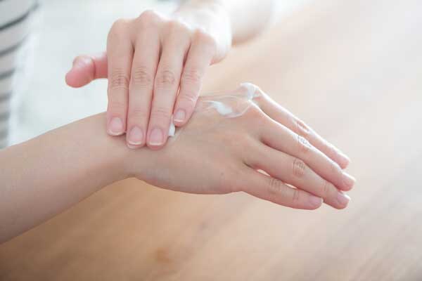 ■乾燥した爪先のケア方法