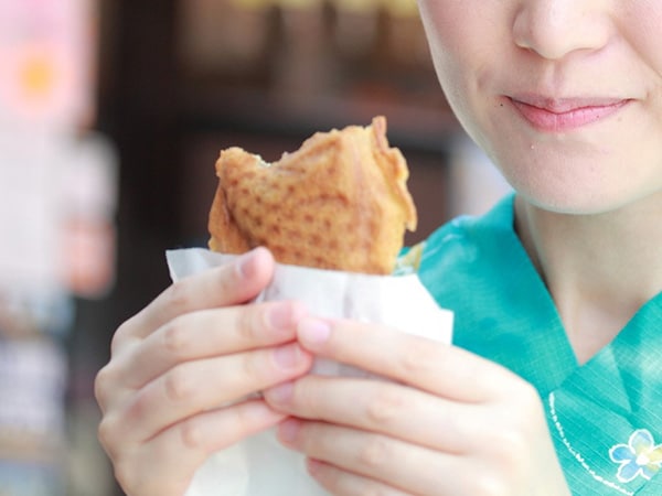 タイ焼きの食べ方