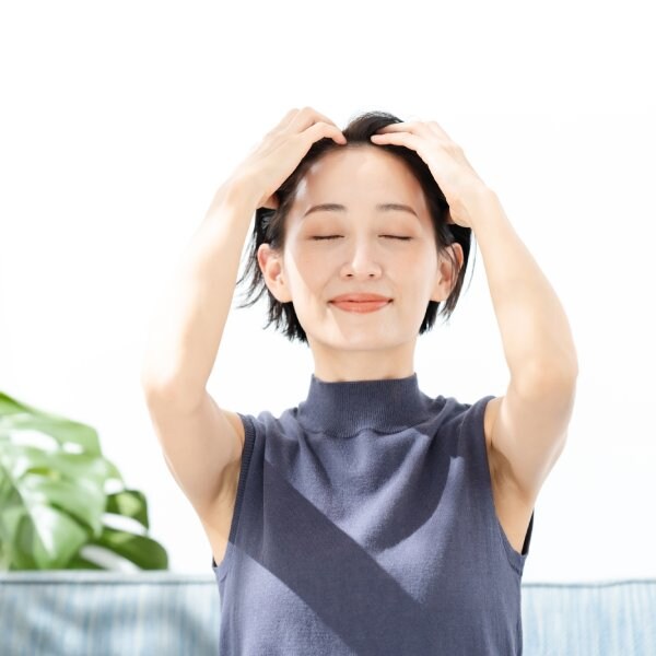 薄毛・多毛どちらも今すぐ「髪のボリュームケア」をせよ！ヘアケア選びとスタイリング法【専門家伝授】