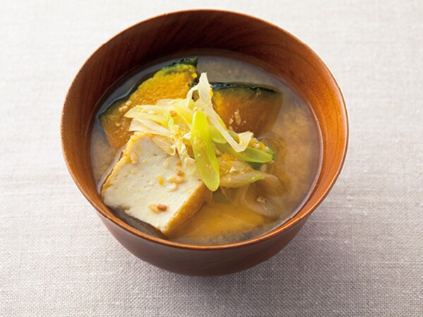 【カボチャと厚揚げのみそ汁】食べ応えも栄養価も抜群！ 