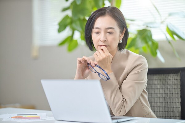 「午後に肌が乾く…」それ、土台づくりのせいかも!?