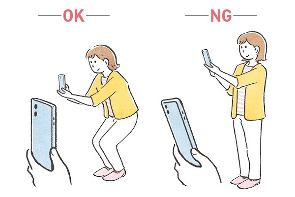 基本のコツ「カメラの構え方」