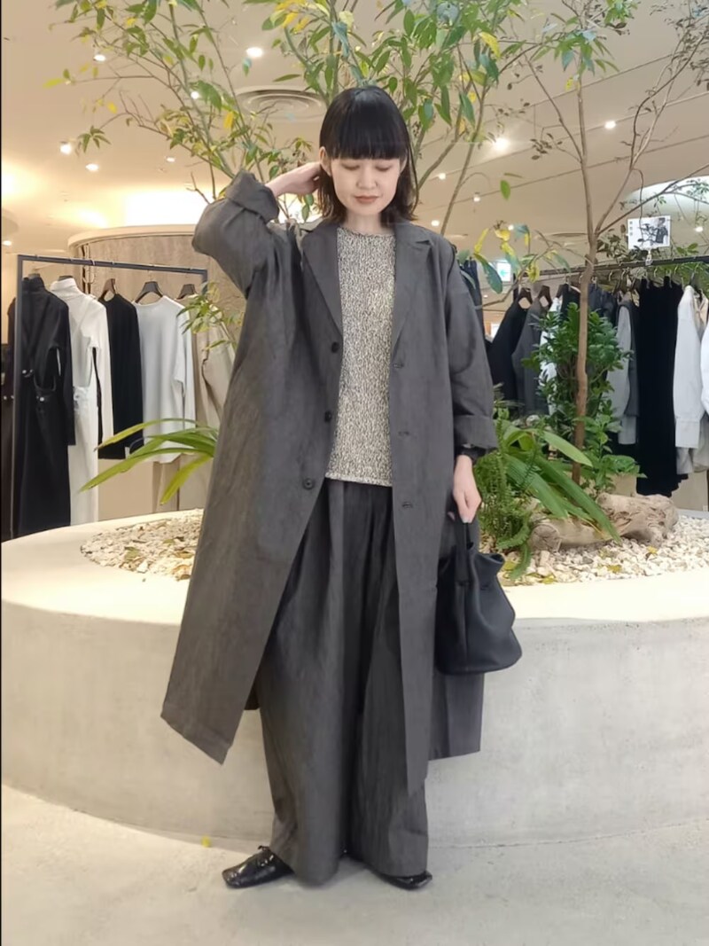 羽織るだけで様見え！ ロングテーラードコート