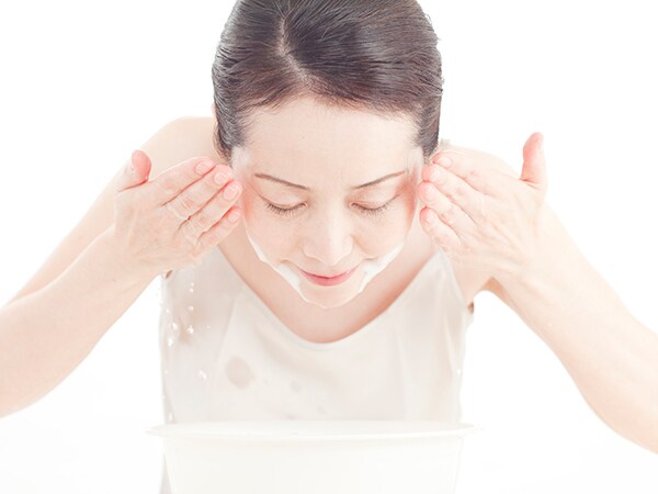 1．「こする」は避けて！「なでる」「おさえる」にすぐ変えて