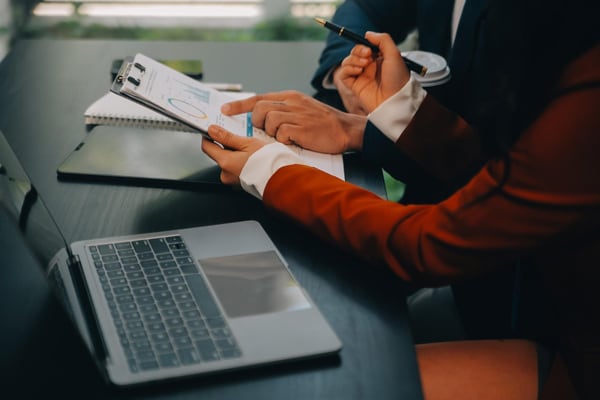 52歳の転機、雇われる働き方を定年まで続ける?