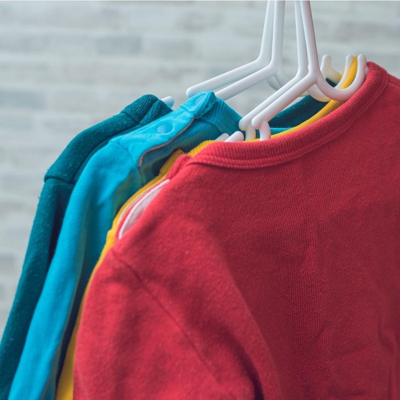 【春の断捨離】いらなくなった服どうする?古着の賢い売り方&できるだけ高く売れるコツを紹介