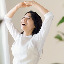 50代、足腰の衰えを感じたら始めよう。1日小さじ半分のMCTオイル習慣