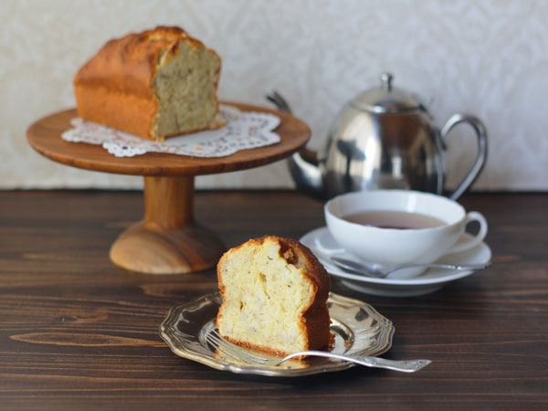 50代からのお菓子作り！簡単「バナナケーキ」かわいいレシピイラスト付き