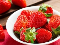 え！イチゴの赤い部分は実（果実）じゃない⁉イチゴを1か月保存する方法は？