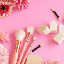 50代からは厚塗り卒業！気持ちが上向く「再点火メイク」3つのポイント