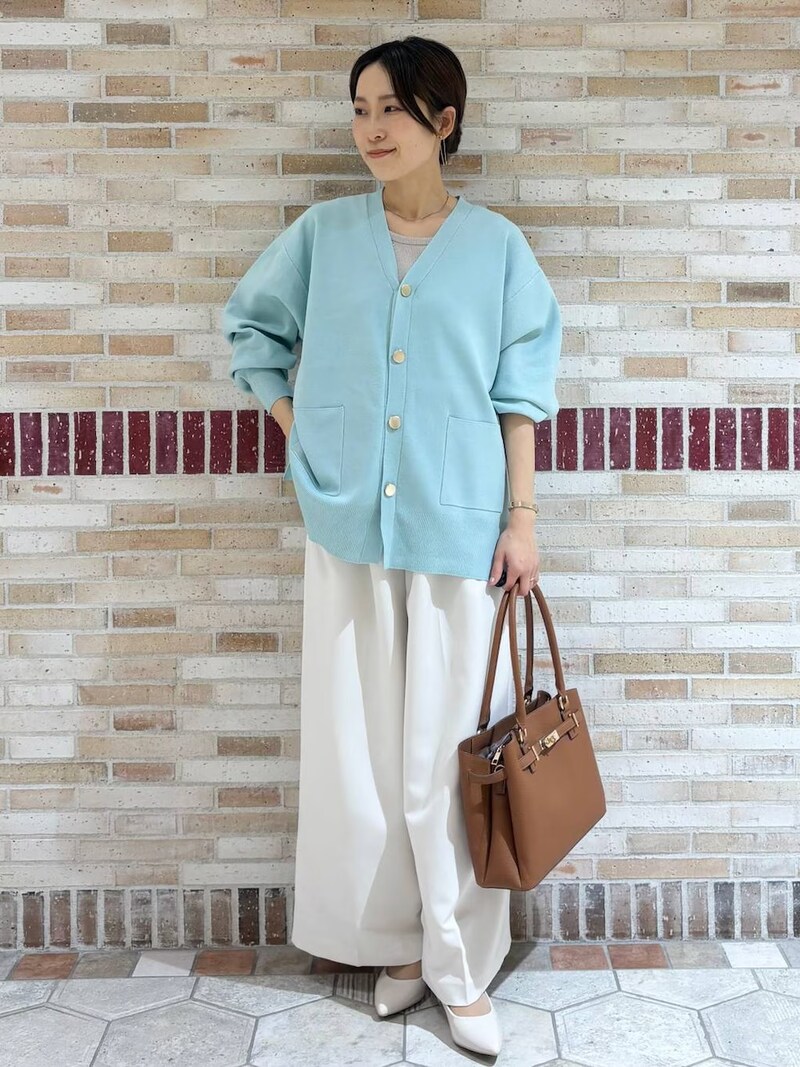 春らしいきれい色でおしゃれ感を演出