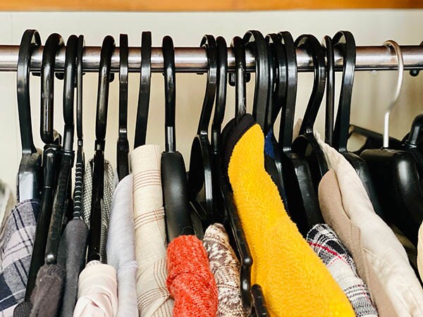 クローゼットの服たち