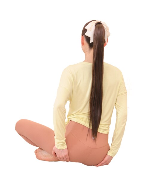 お尻の「ゴロゴロした骨」を立てる【基本の座り姿勢】