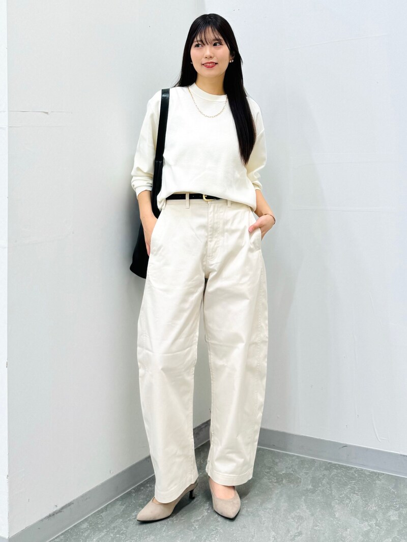 【GU】ユニセックス仕様のチノバレルレッグパンツ