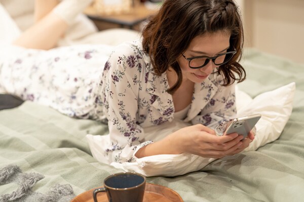 腰痛の原因は「姿勢の癖」！無理な正しさが痛みを招く