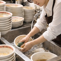 52歳、スキマバイト「タイミー」初体験。叱られても3時間で4100円“即振込”に驚き