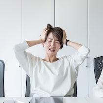 イライラは「白い食品」のせい？科学が証明した「幸せになる行動習慣」3選【心・体・対人関係編】