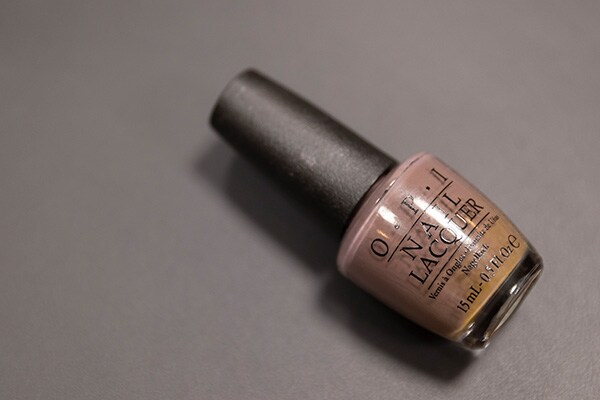 お気に入りのカラーは「O・P・I　You Don't Know Jacques!」クリーミーなブラウンです。