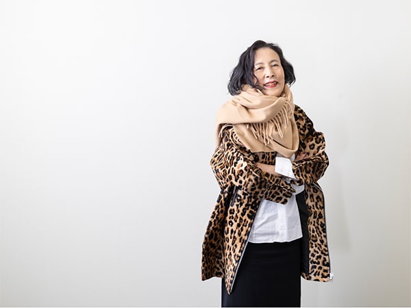 ストールは、気にせずざっくり巻きつければOK！