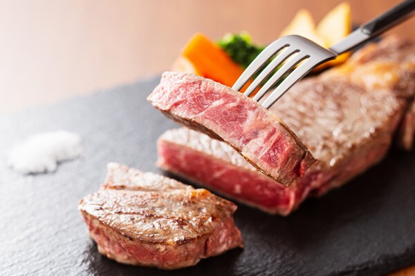 お肉だけでは逆効果！動物性と植物性の黄金比率は？