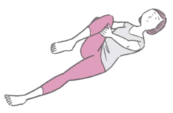 大腸のめぐりを整えるもも裏のストレッチ