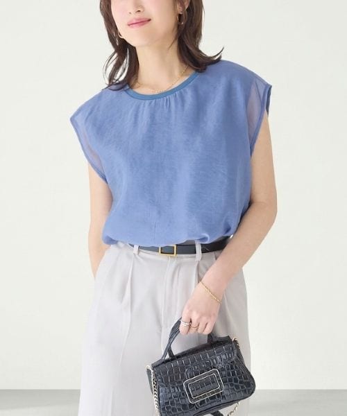 トレンドは気になるけど、大人の着こなしは難しい…