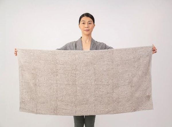 準備は「大判バスタオル1枚」だけでOK！