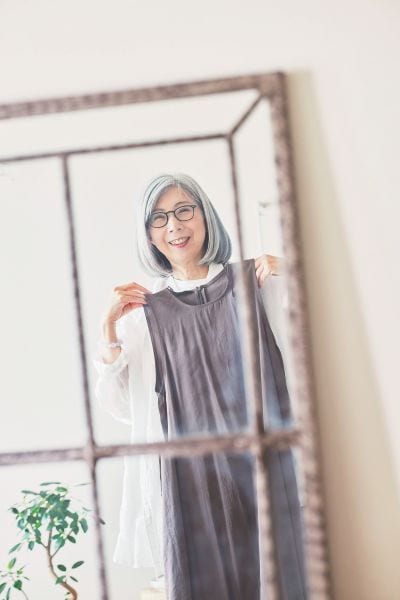 服を手放すことは過去と向き合い、心を軽くすること