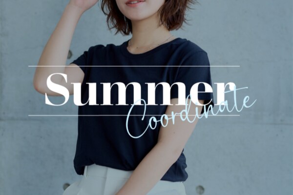 大人カジュアルの新定番!脱マンネリを叶える「ネイビーT」夏のきちんと&上品コーデ4選