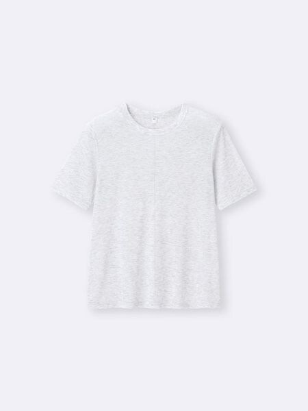 【GU】990円！ 程よい透け感のシアーTシャツ