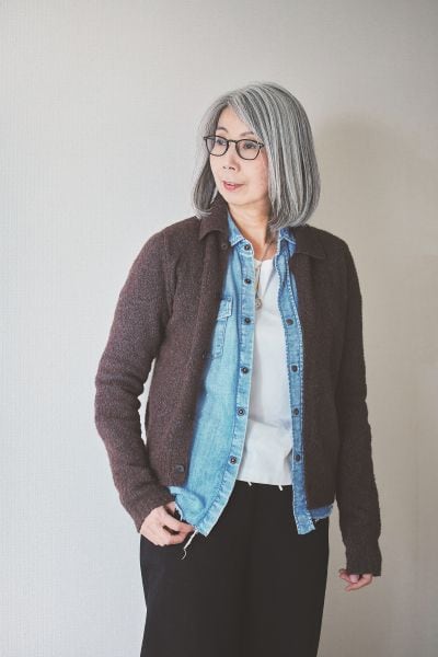 重ね着であか抜けるカジュアルコーデ