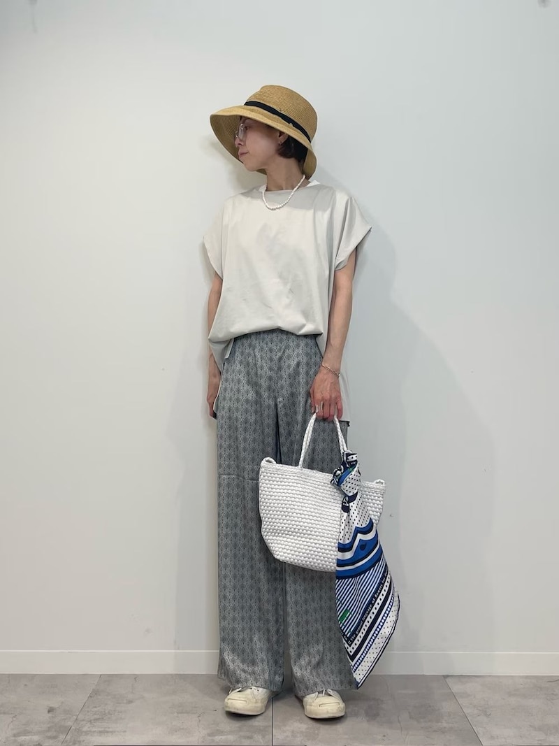 どんなスタイルにもなじむ万能ハット
