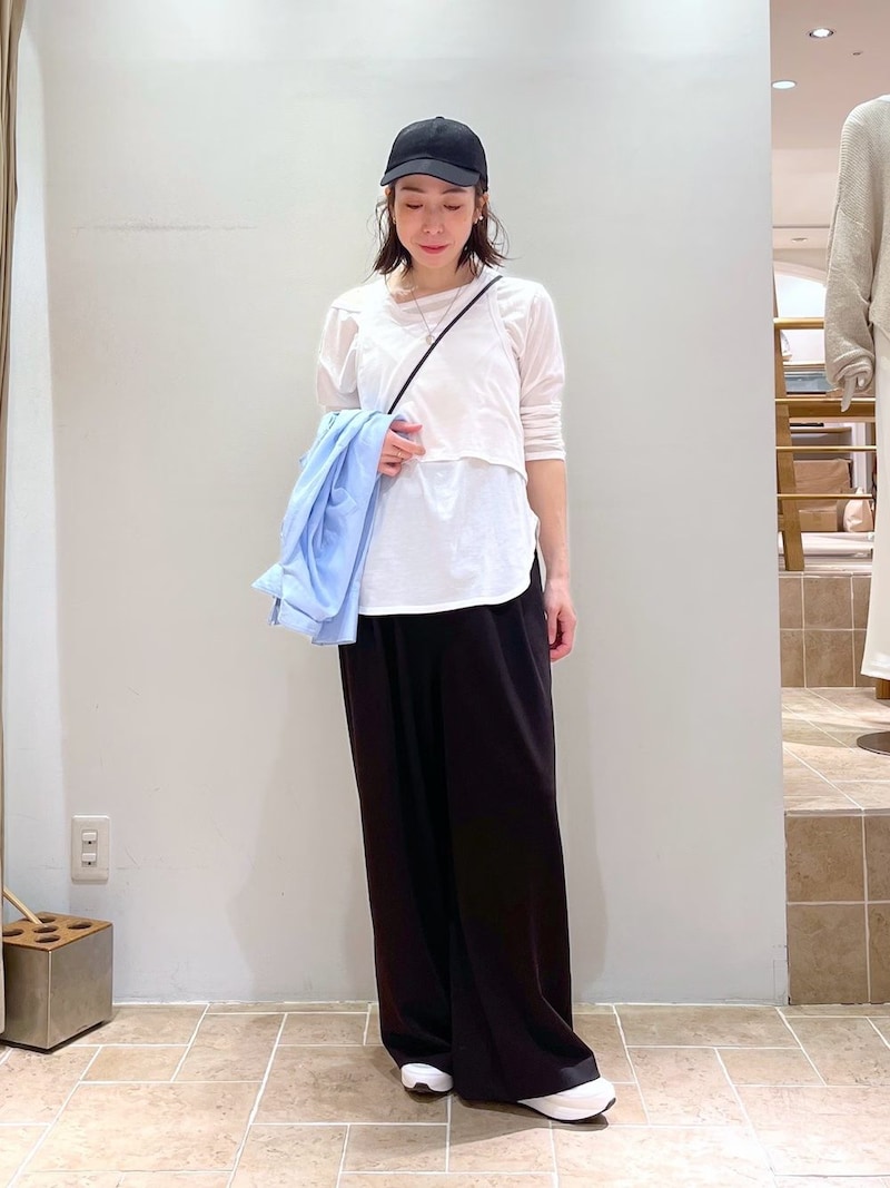 初心者さんはシンプルな黒キャップからトライ