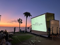 【大阪】りんくうで楽しむ“海辺の野外映画”がロマンチックすぎる