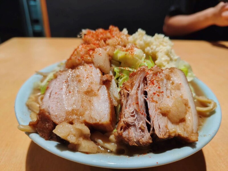 大阪・扇町公園に“マシマシ系”が集結！ 背徳感いっぱいのラーメンフェスを初開催