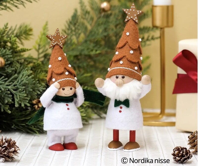 【阪急うめだ本店】今年は白いミラーボールツリー＆メリーゴーランドが登場！ ホリデーシーズンの風物詩「クリスマスマーケット」がスタート