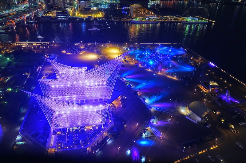 【入場無料】ドローンショーからグルメまでお楽しみ満載! 6日間限定「神戸メリケンクリスマス」