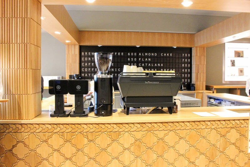 日本初のカフェ併設も！大阪最大の「ZARA心斎橋店」に行ってきた