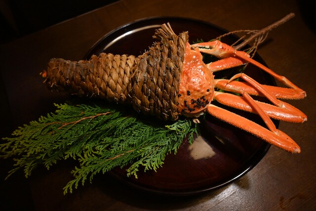 「界 加賀」で冬のごちそう“カニ” を満喫。星野リゾートの温泉旅館で叶える大人のごほうび旅【石川・山代温泉】