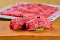 【大阪・梅田】食通をうならせる“おもてなし焼肉店”が関西初進出！ 「梅田うしみつ」がオープン