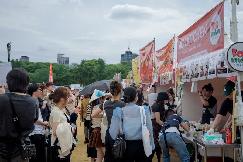大阪城公園がベトナムに!? グルメと音楽を楽しむ「ベトナムフェスティバル」が開催