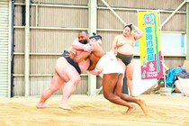 “史上最速”新大関・安青錦関と世界最古のサッカーカップが融合！クロススポーツカルチャーイベントを開催